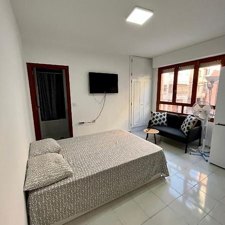 Estudio En La Playa Τορεβιέχα Εξωτερικό φωτογραφία