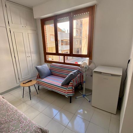 Estudio En La Playa Τορεβιέχα Εξωτερικό φωτογραφία