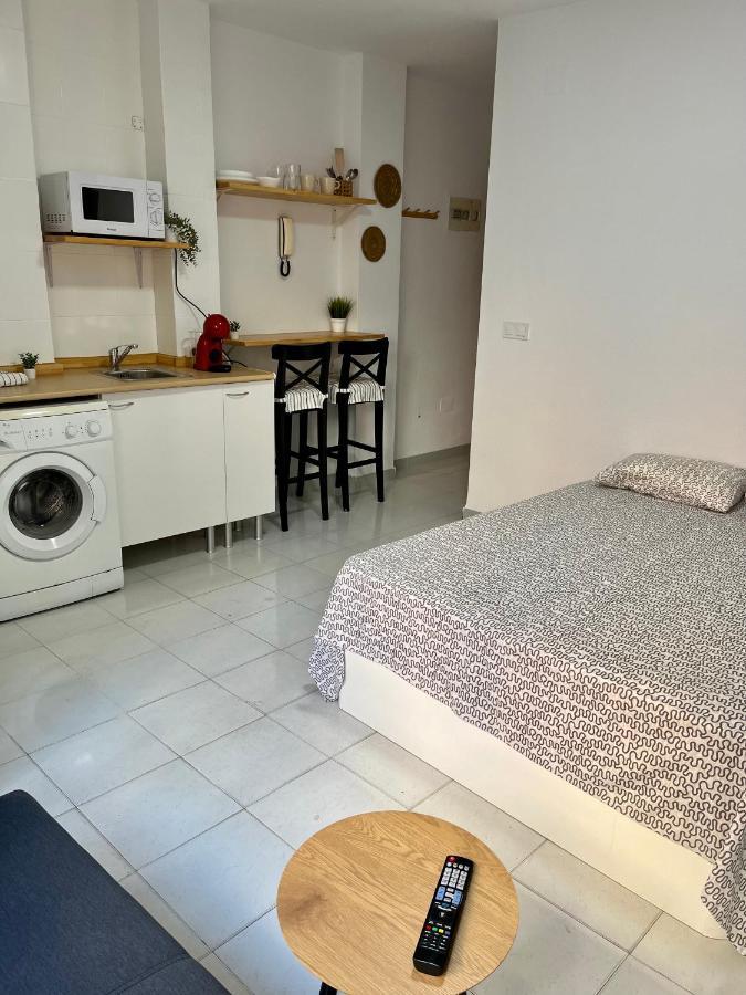 Estudio En La Playa Τορεβιέχα Εξωτερικό φωτογραφία