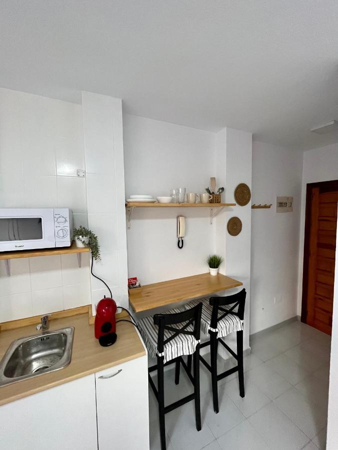 Estudio En La Playa Τορεβιέχα Εξωτερικό φωτογραφία